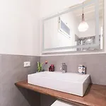Casadimaru פיאטרה סנטה